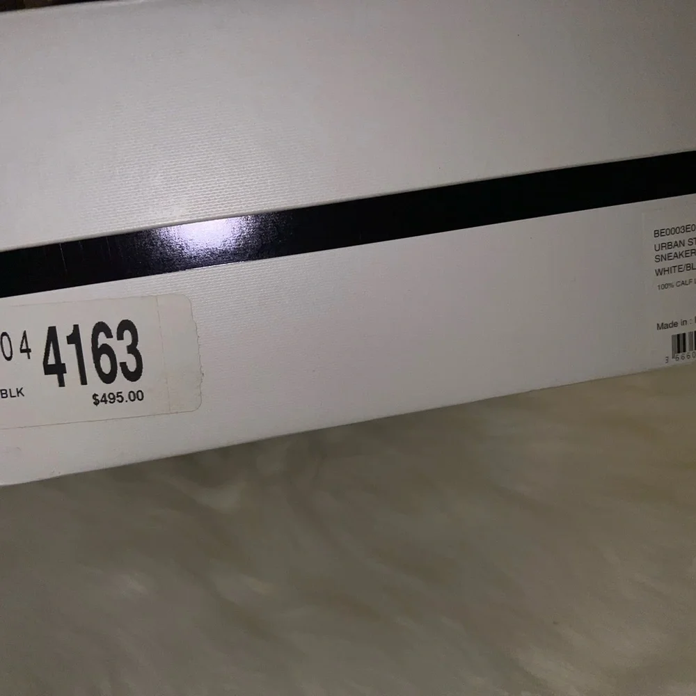 Givenchy urban street speaker white/black - Picture 5 of 6